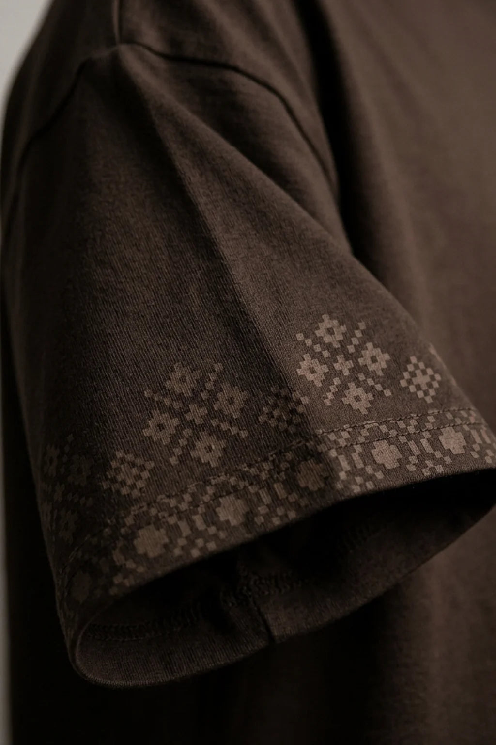 आर्य Brown Puff Printed Exclusive T-shirt Epic Collection